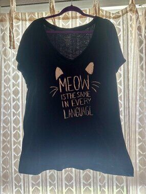 Cat Lovers Torrid T-Shirt Size 3